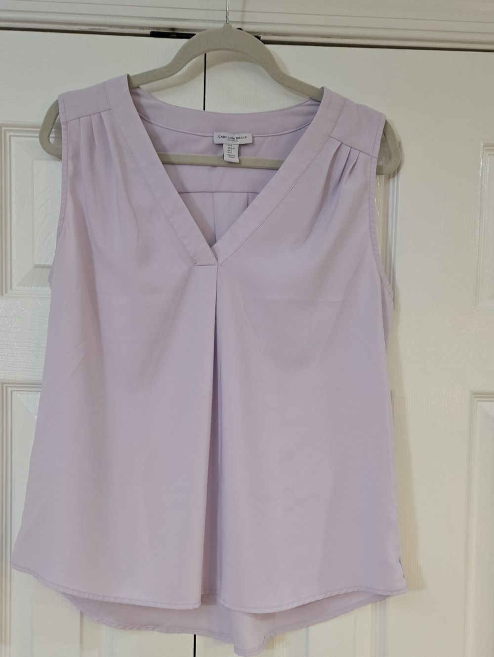 Carolina Belle Soft Lilac V-Neck Sleeveless Top